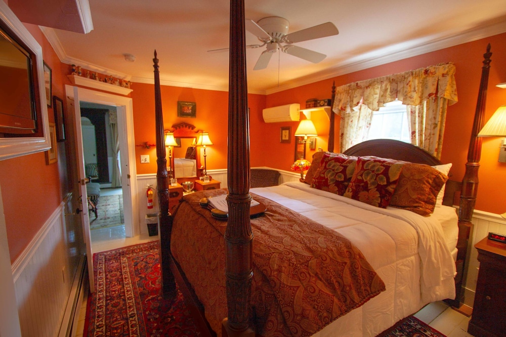 Phineas Swann Inn & Spa - photo 19