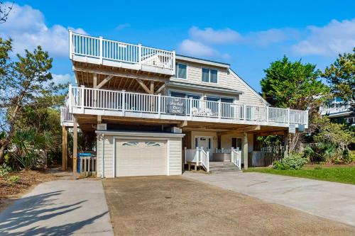 All Decked Out in Virginia Beach, United States