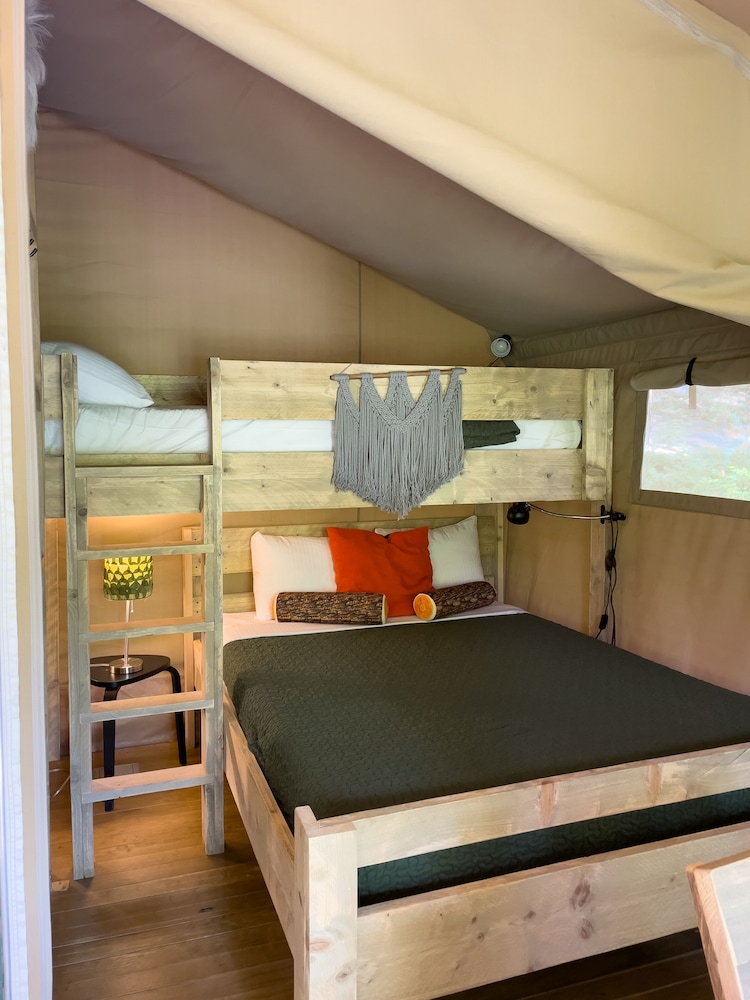Emberglow Outdoor Resort - photo 23
