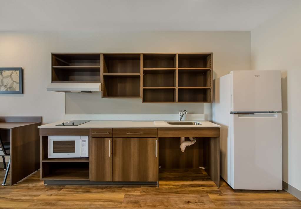 WoodSpring Suites Roanoke - photo 10
