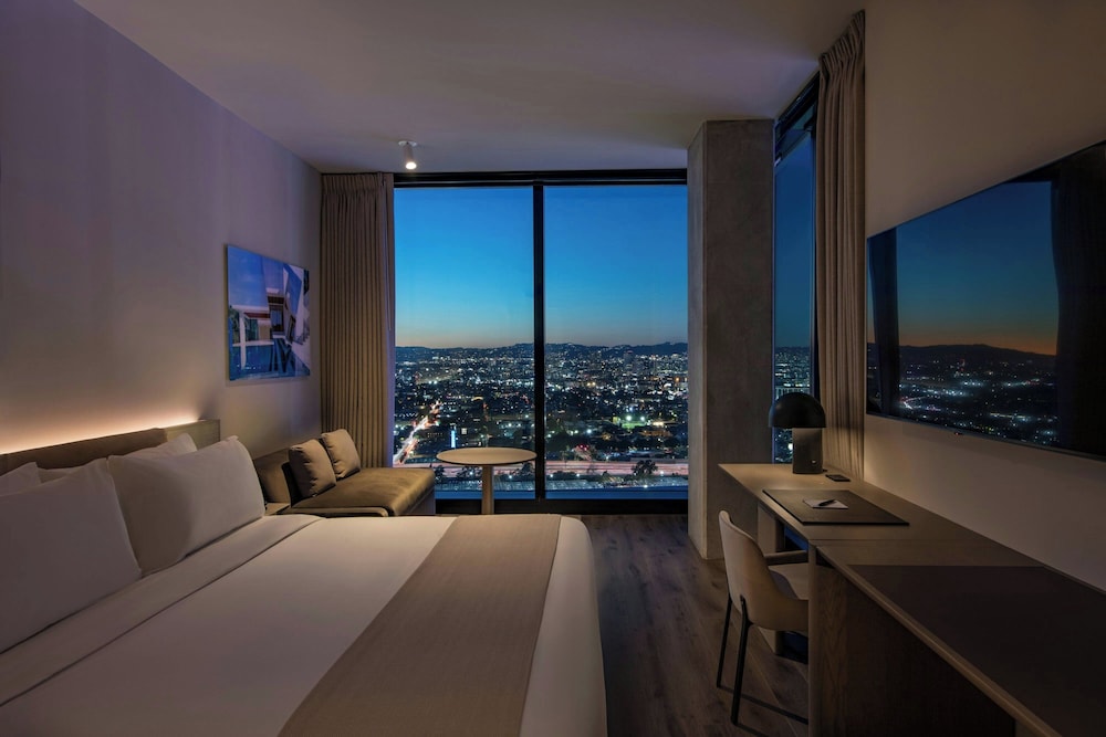 AC Hotel Downtown Los Angeles - photo 17