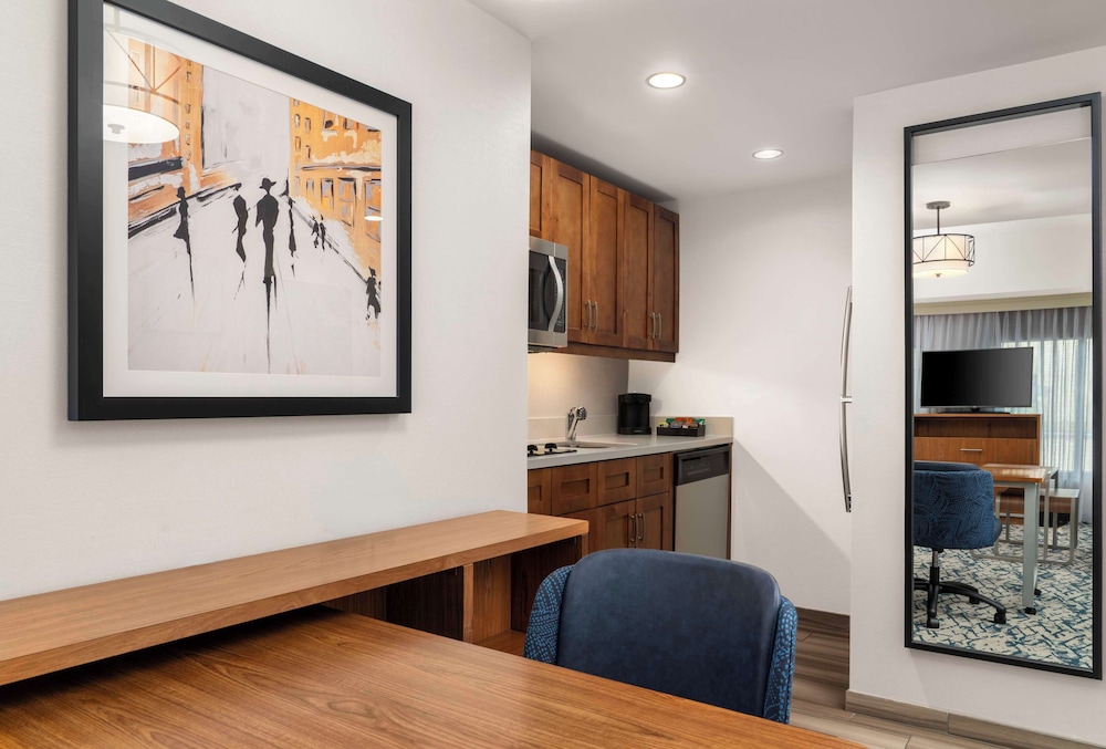 Homewood Suites by Hilton Boston Brookline Longwood Medical - photo 28