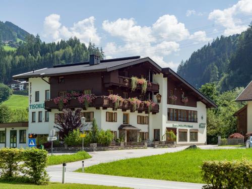 Appartement Andrea Hauser Riedltischler — 4-Star Luxury Hotel in Zell Am Ziller, Austria