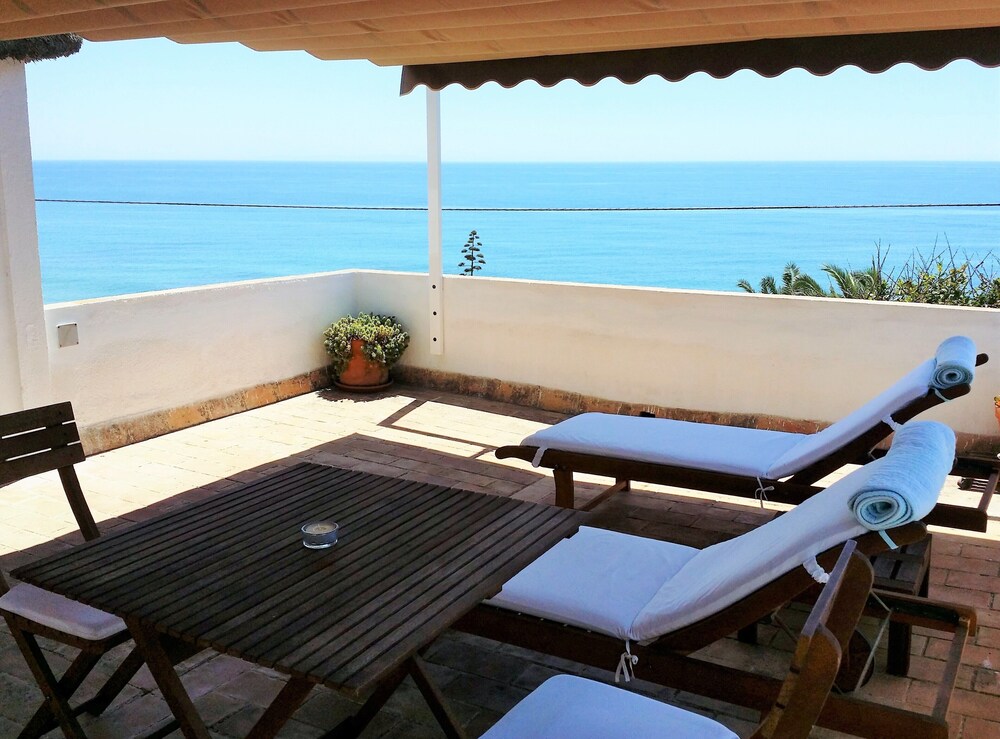 Mandala Bungalows in Barbate, Spain