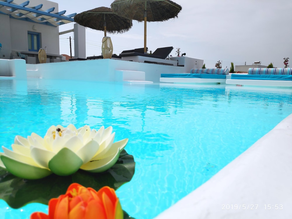 Santoxenia Luxury Villa — 4-Star Luxury Hotel in Mesaria, Greece