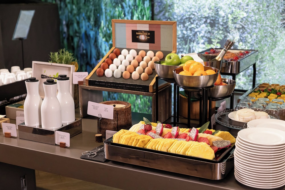 מזון ומשקאות