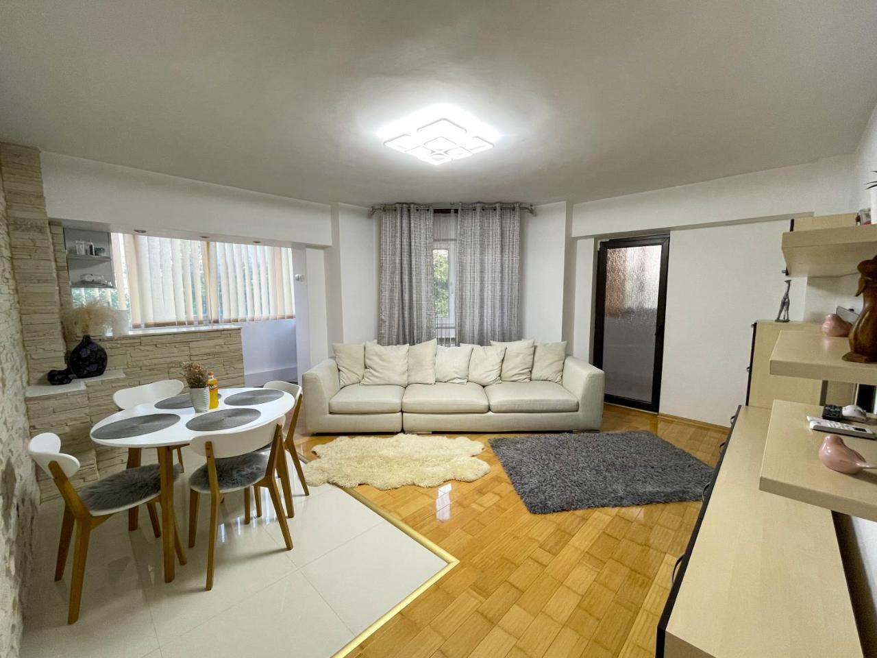 Apartamentul Potrivit Tomis Nord - last minute hotel in Constanta
