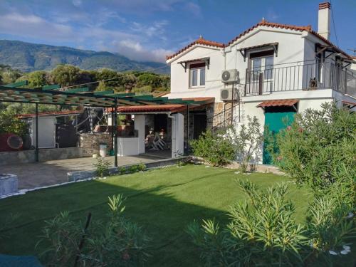 Lydia in Samos, Greece