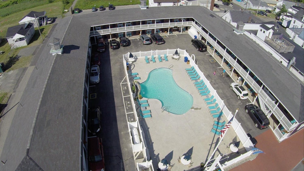 Sands by the Sea Motel - photo 47