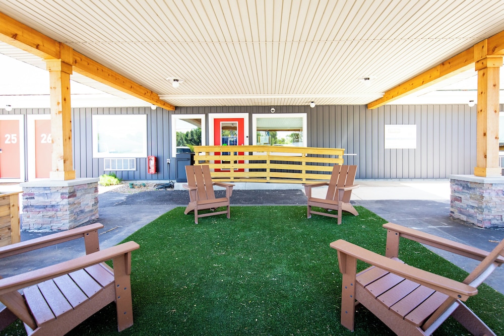 Explorer Rest & Recreation - photo 79