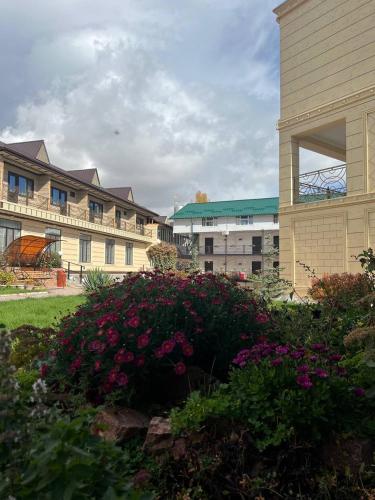 Sunny Beach Hotel — Cholpon Ata