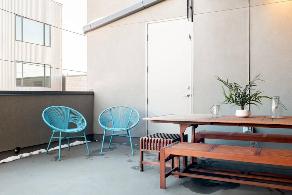 Rino Art Lofts Bright Boho Loft w Private Patio Denver - photo 28