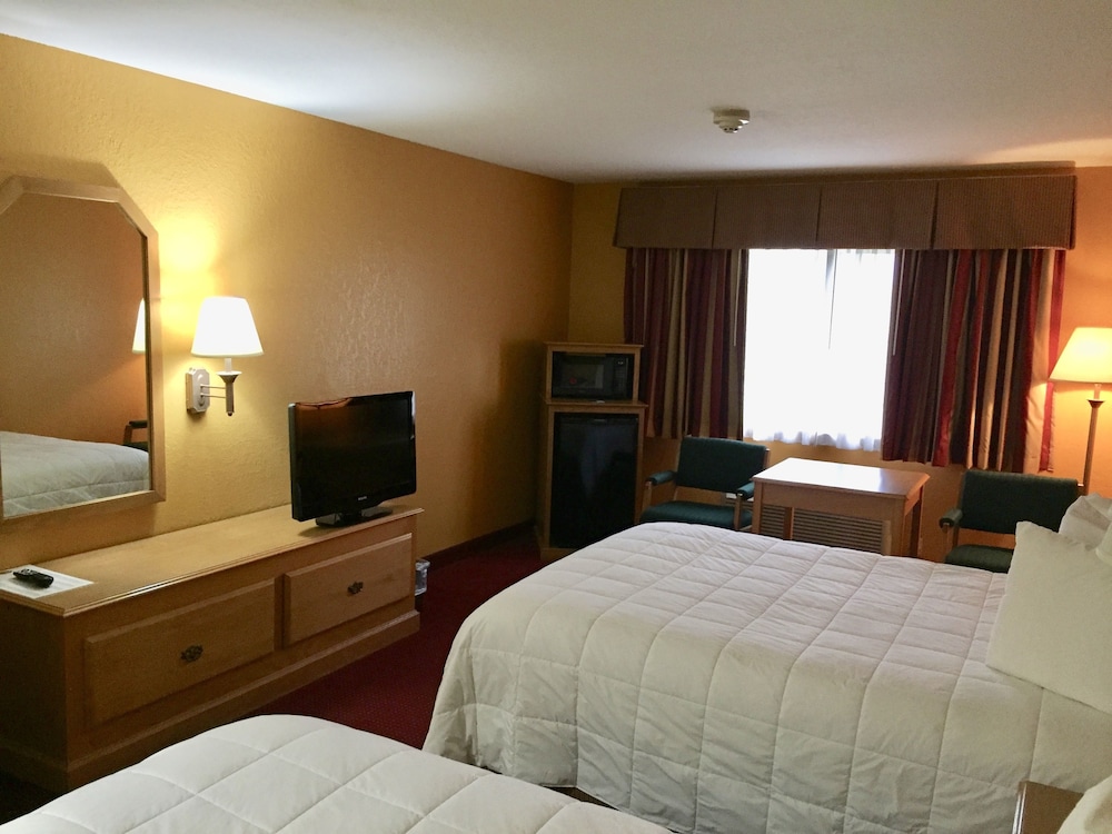 Parkfield Inn - photo 7