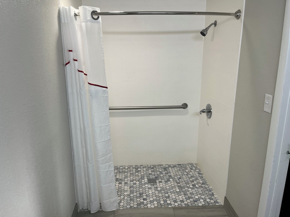 Days Inn by Wyndham Rockingham - photo 28