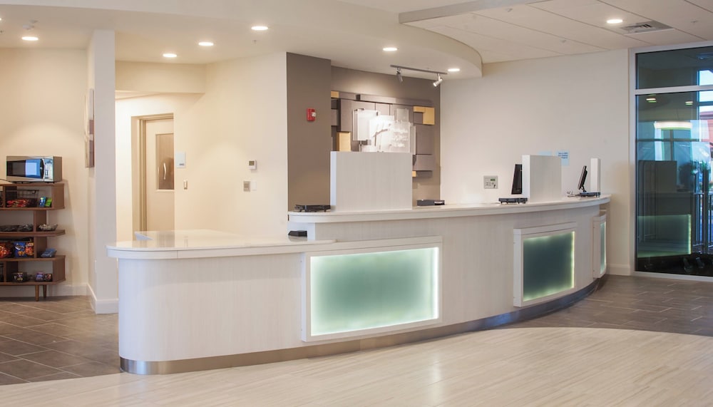 Holiday Inn Express & Suites Panama City Beach Beachfront by IHG - photo 128