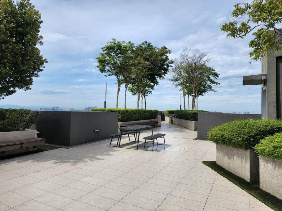 H 2 Rooms PJ Near SunwayPyramid 200MbpsWifi 中文房东 — 4-Star Luxury Hotel in Petaling Jaya, Malaysia