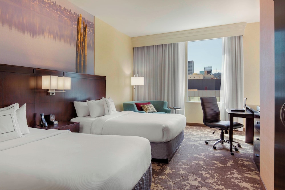 Courtyard by Marriott Portland City Center - photo 23