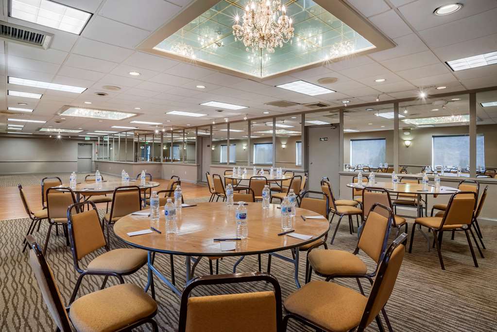Comfort Inn Towson Baltimore North - photo 28