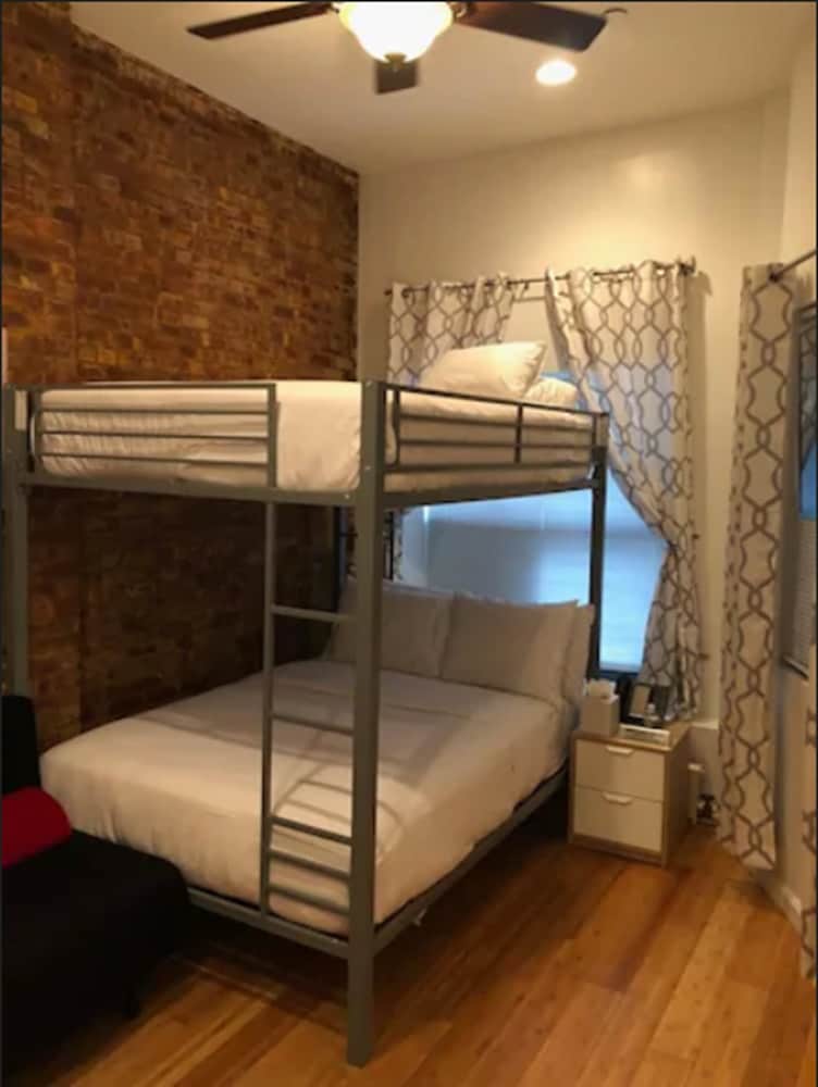 Chelsea Inn - photo 29