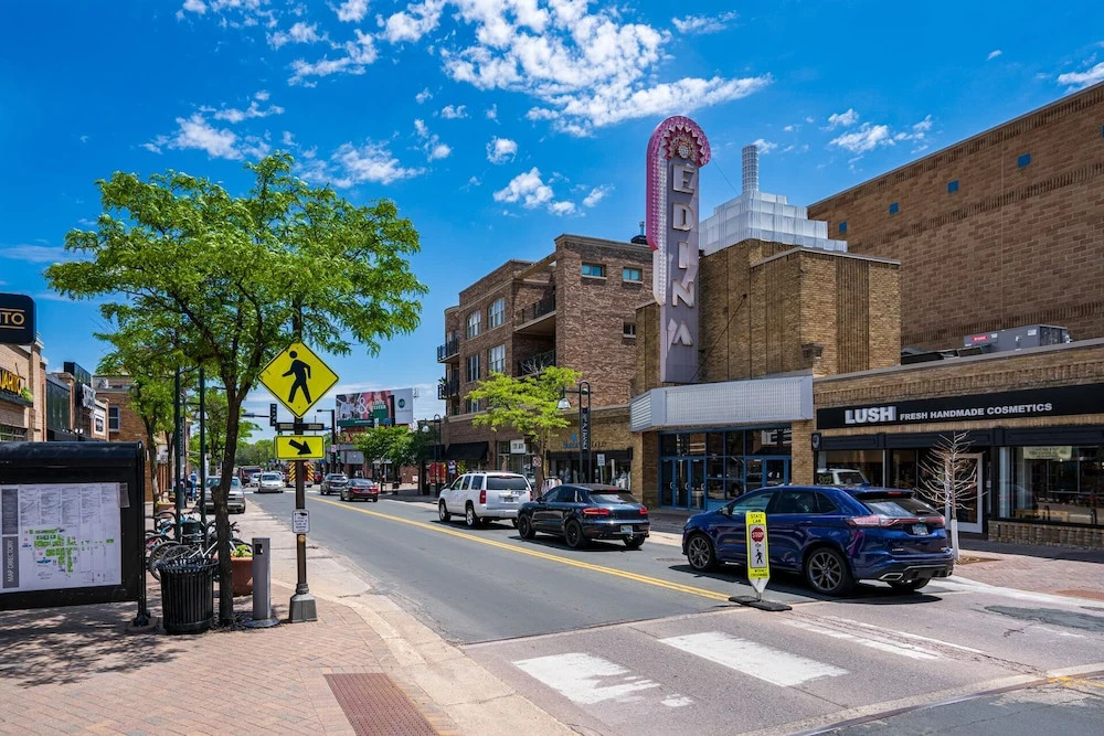 Edina Escape — Minneapolis