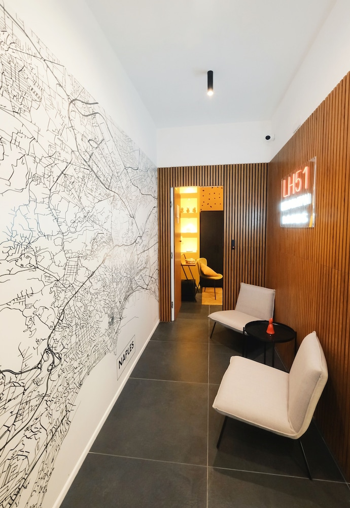 Lh51 Rooms — 4-Star Luxury Hotel in Naples, Italy