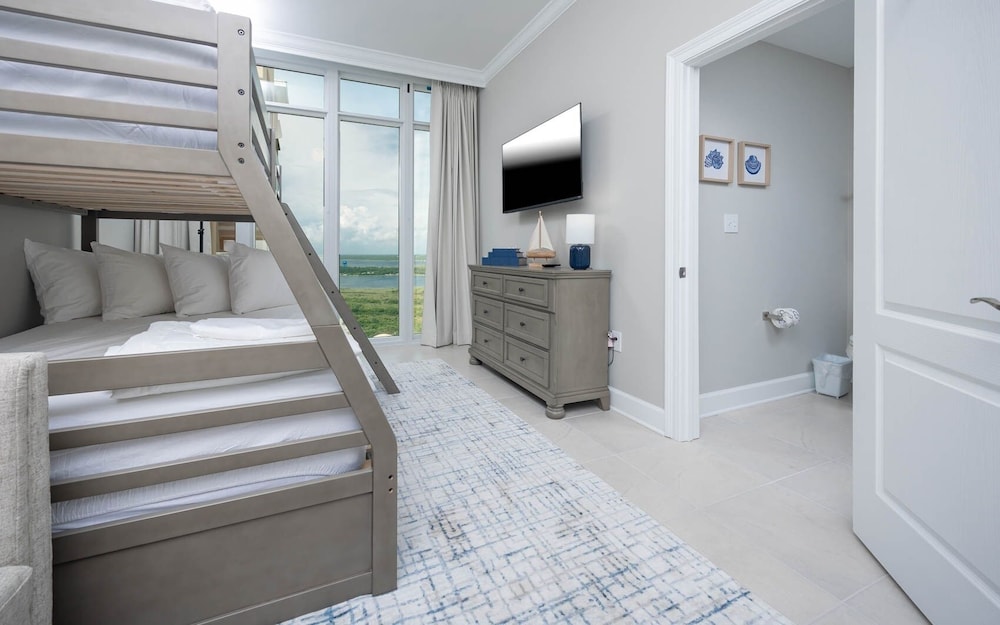 Phoenix Gulf Towers 2405 4 Bedroom Condo - photo 10