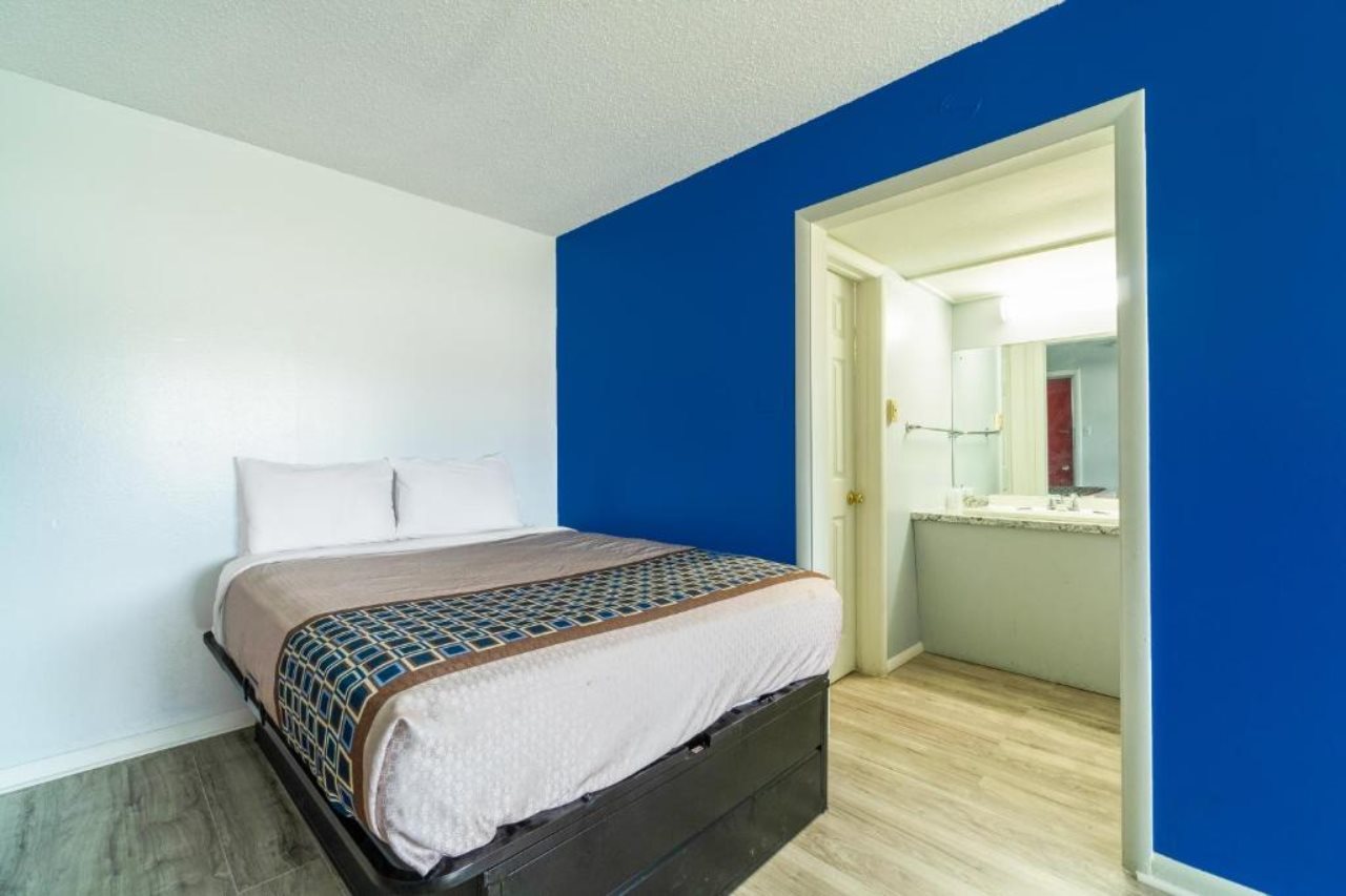 Lamplighter Inn By OYO Independence - photo 29