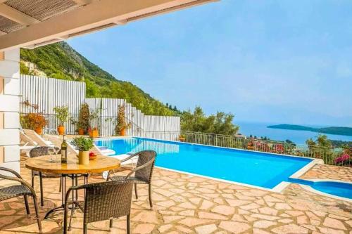 Villa Irida Nidri — 4-Star Luxury Hotel in Lefkada, Greece