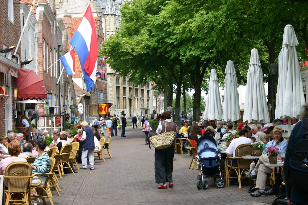 Hotel Veere — Unknown City — photo 3