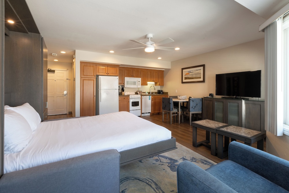 San Clemente Cove Resort - photo 12
