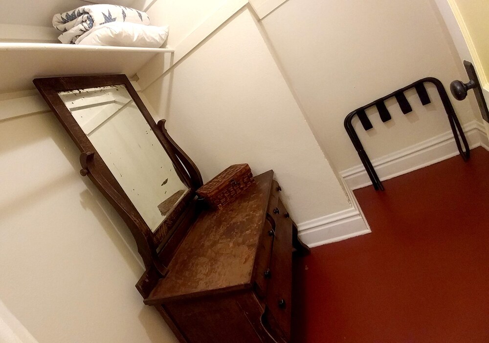 Historic Whiting Hotel Suites - photo 61