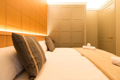 Old Town Apartments by Staynnapartments — 4-Star Luxury Hotel in Bilbao, Spain