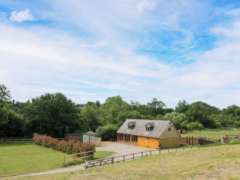 The Coach House — 4-Star Luxury Hotel in Banbury, United Kingdom