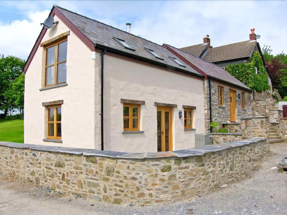 The Dairy - carbon neutral hotel in Carmarthen