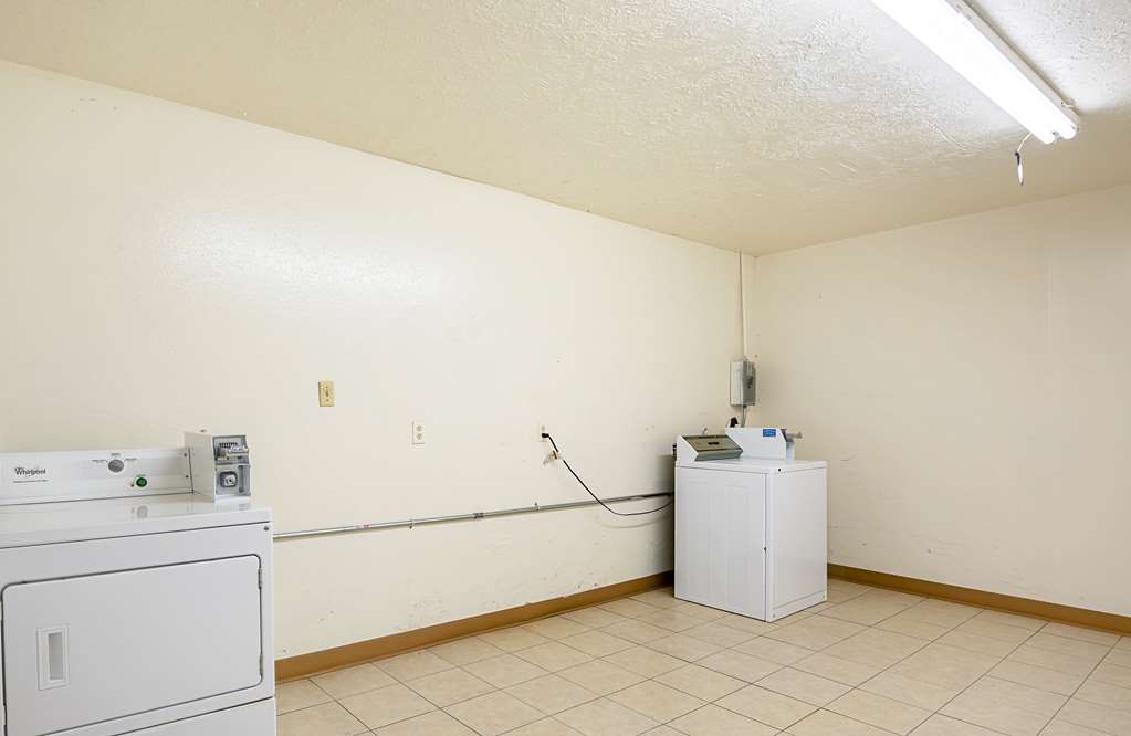 Motel 6 Madisonville TX - photo 29