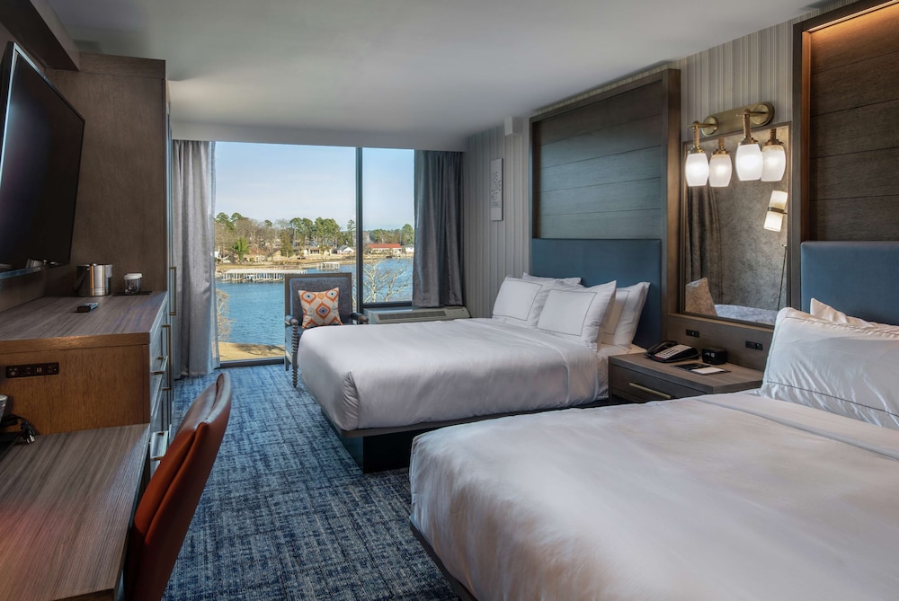 DoubleTree by Hilton Hot Springs - photo 15