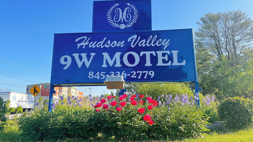 Hudson Valley 9w Motel - photo 25