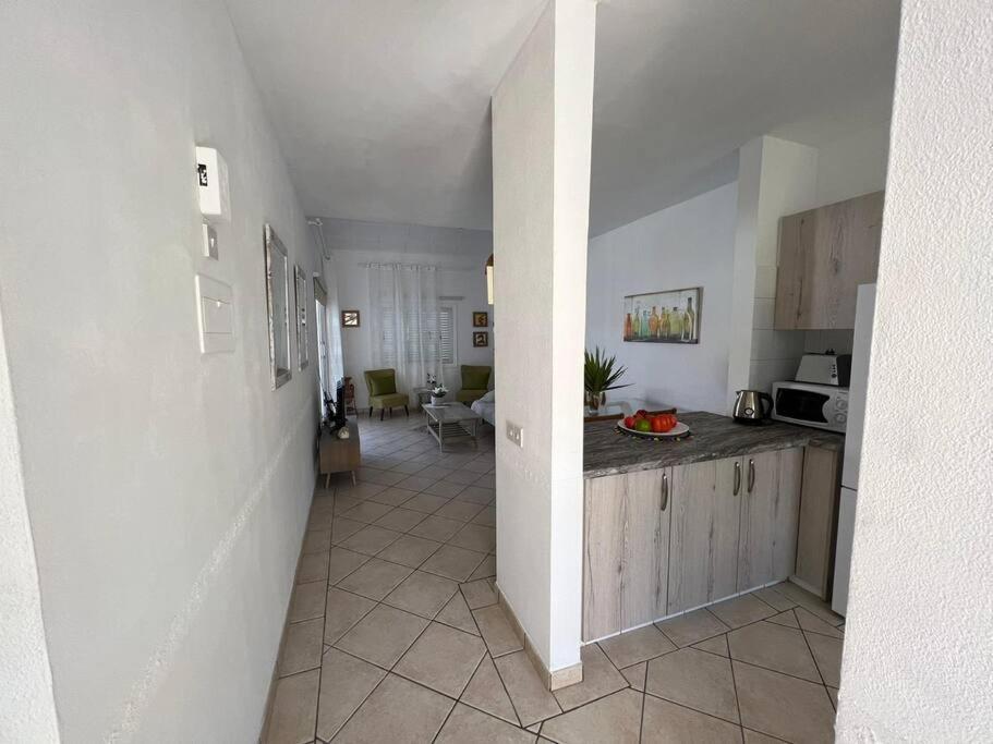 The Best prime location lovely 1 bedroom apartment