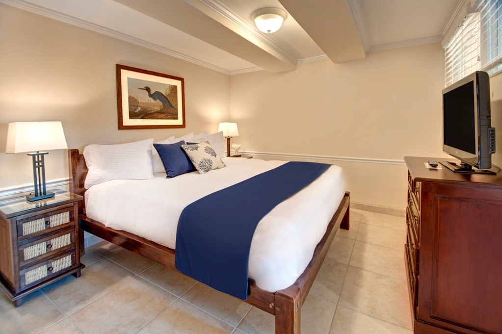 Coconut Palm Inn - photo 18