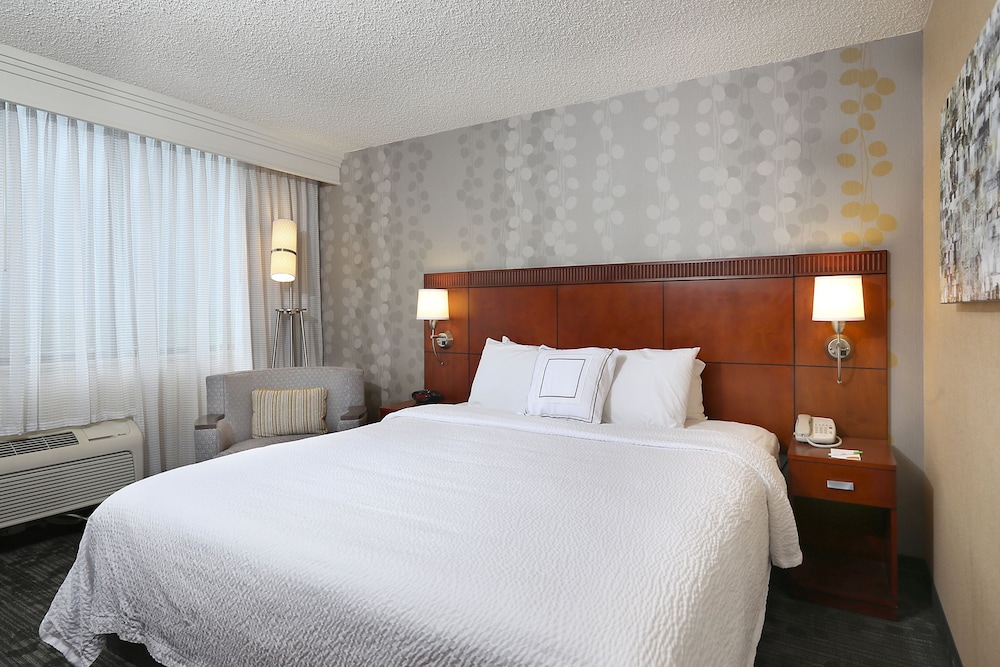 Courtyard by Marriott Denver Cherry Creek - photo 12