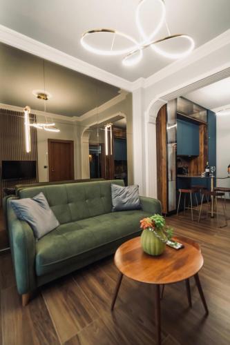 INDIVIDUALliving 1 Excellent central location — 4-Star Luxury Hotel in Thessaloniki, Greece