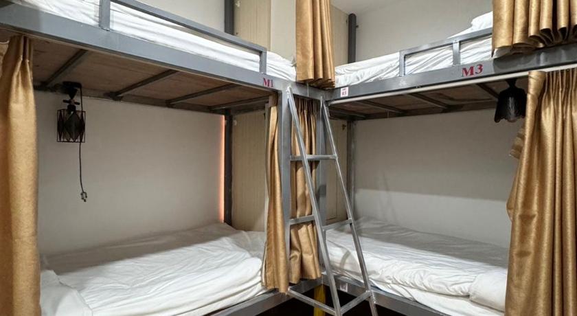 Win Hotel Cafe Vientiane Walking Distance to French Street & Vientiane Famous Night Market — 4-Star Luxury Hotel in Vientiane, Laos