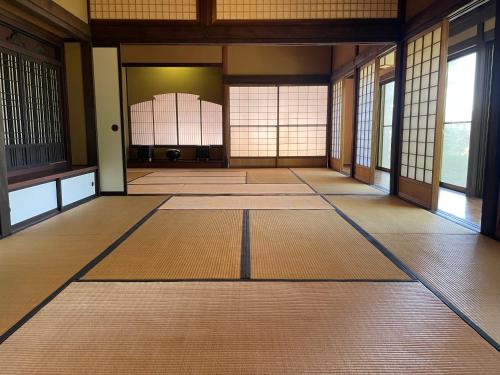 甘糟屋敷 Amakasu Yashiki Kamakura — Kamakura — photo 3