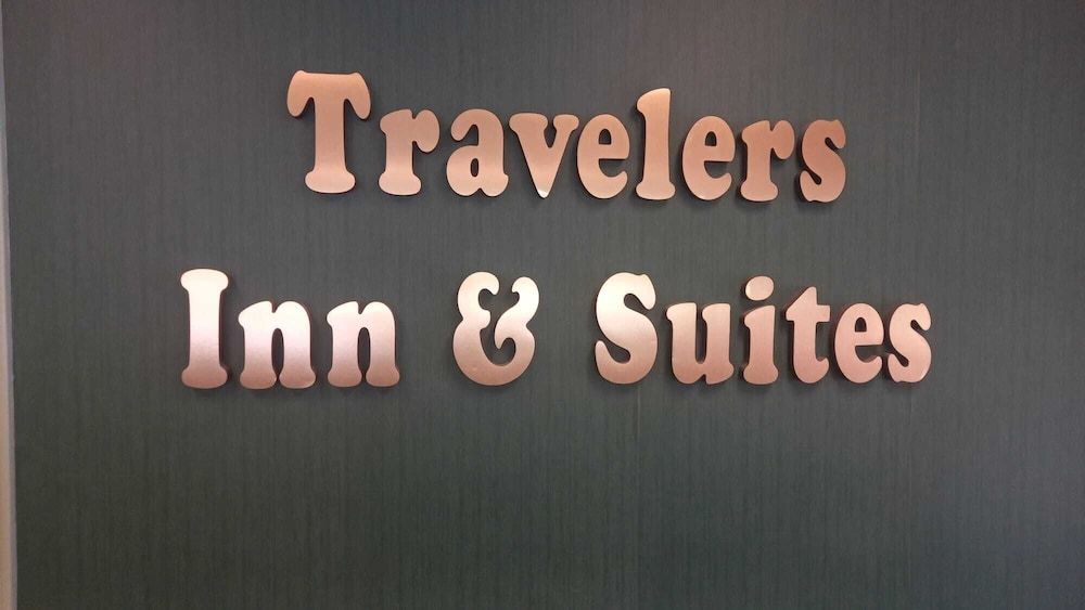 Traveler Inn and Suites - photo 18