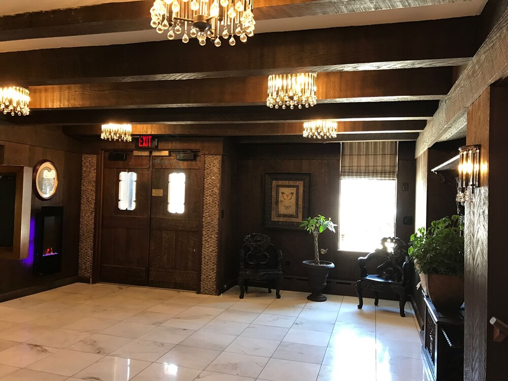 The Sherman Inn - photo 4