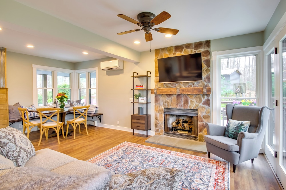 Modern Nellysford Getaway on 40 Private Acres — hotel in Nellysford