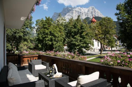 Appartements Al Castagno — 4-Star Luxury Hotel in Ehrwald, Austria
