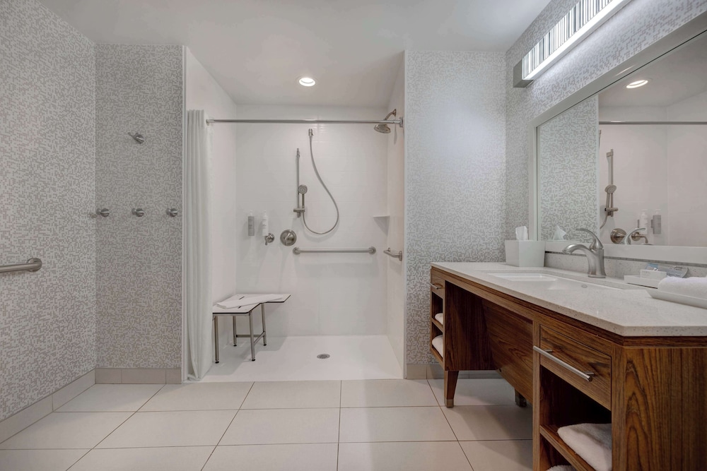 Home2 Suites by Hilton Stillwater - photo 32