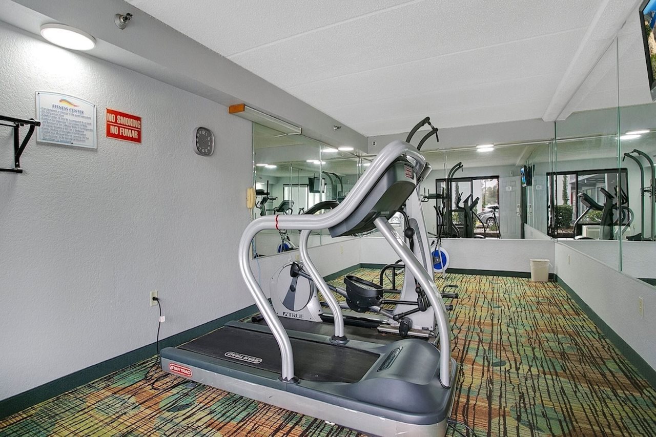 Home 1 Suites Extended Stay Kissimmee - photo 9