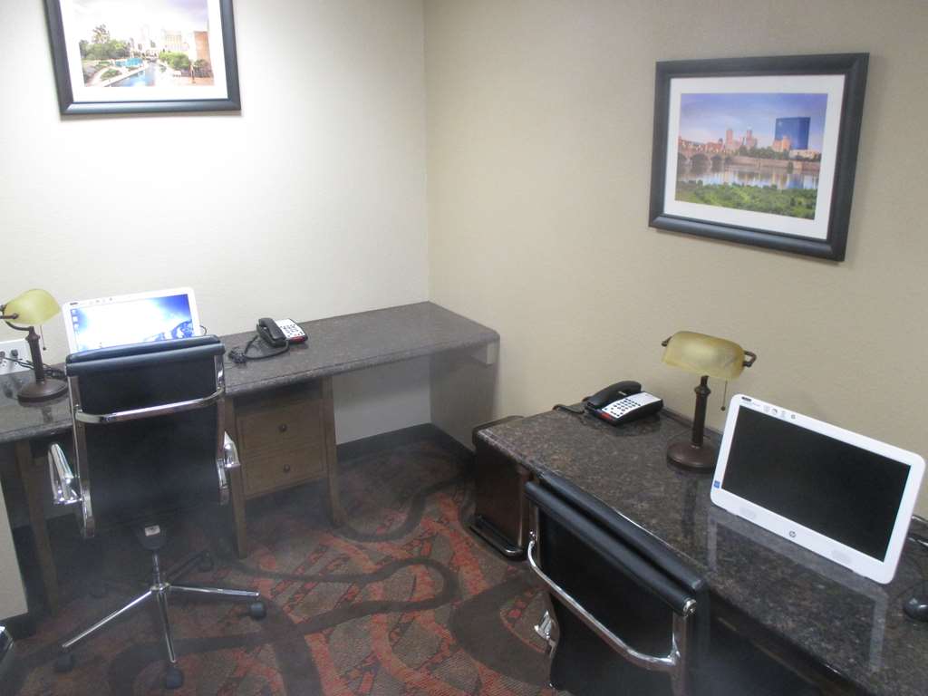 Best Western Plus Crawfordsville Hotel - photo 8